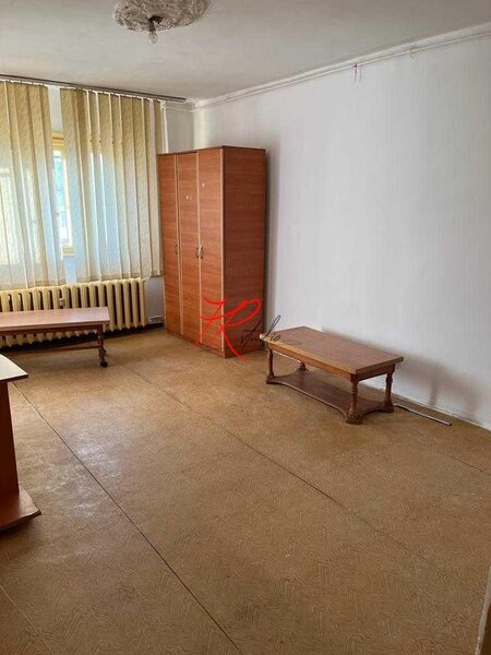 Doamna Ghica, Colentina vanzare garsoniera decomandata